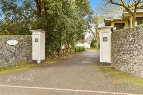 Stone gates use