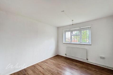Wharfdale bedroom...