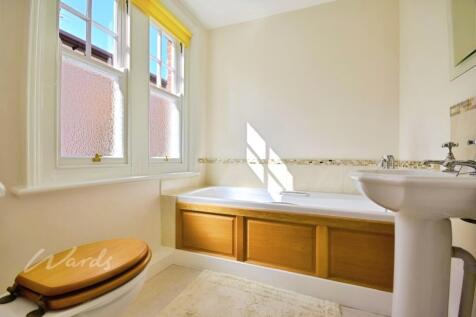 Sea Road bath use