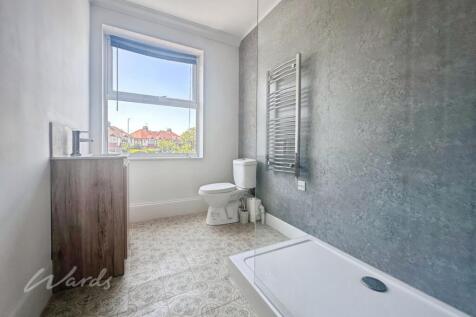 Margate TH shower...