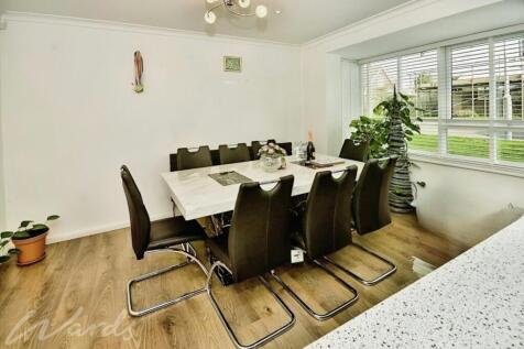 Beech dining