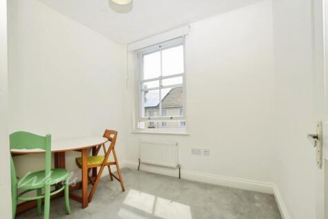Clifton 27 bed 2 use