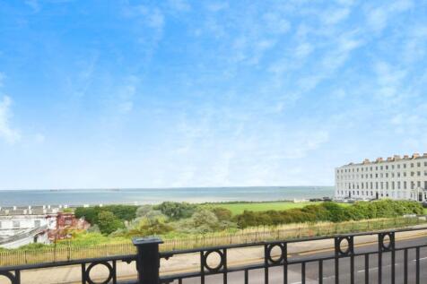 Fort 3 bed 1 view...