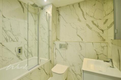 William 18 bathro...