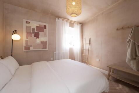 3 2 Southwood bed 1