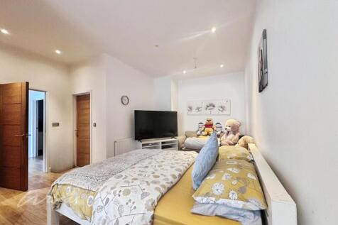 2 The knot bedroo...