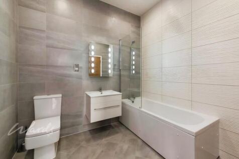 2 The knot bathro...