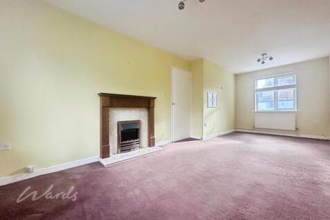 Mere lounge diner...