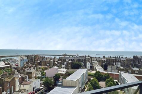 Harbour towers vi...