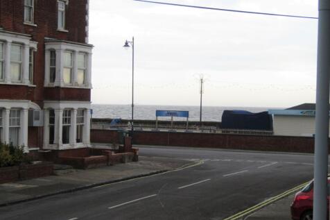 Front aspect sea view