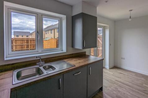 Kitchen 2.jpg