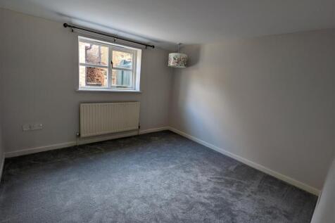 Sitting room 4