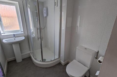 Family Shower room
