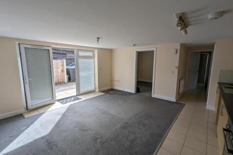 Sitting room / dining room