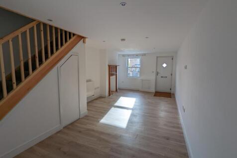 Sitting room dining room 2.jpg