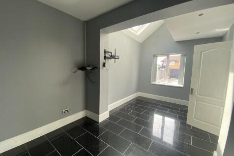 Master Bedroom 2