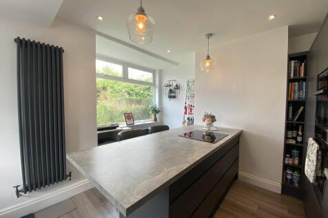 Kitchen Diner 2