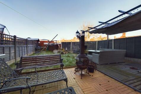 CAM01224G0-PR0534-STILL009.jpg