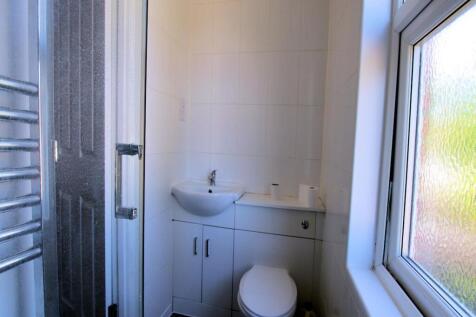 Shower room.jpg