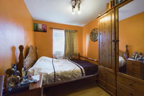 CAM01224G0-PR0268-STILL011.jpg