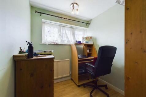 CAM01224G0-PR0268-STILL013.jpg