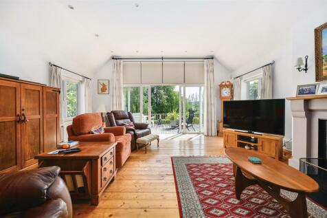 St.Helens View - Parsonage Lane - TN35 4SH (4).jpg