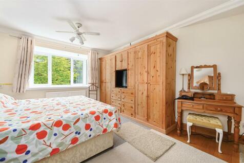 St.Helens View - Parsonage Lane - TN35 4SH (7).jpg