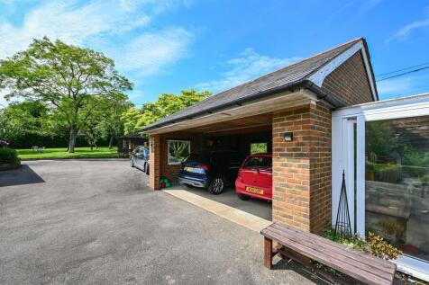 St.Helens View - Parsonage Lane - TN35 4SH (64).jp
