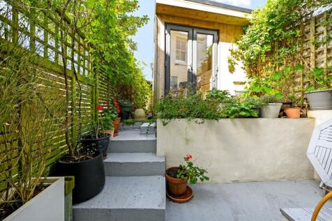 45 PRIORY ROAD TN34 (19).jpg