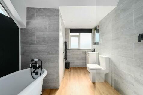 12 MILL LANE - TN354LJ (15).jpg