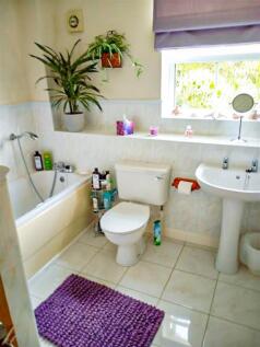 bathroom_Alto.jpg