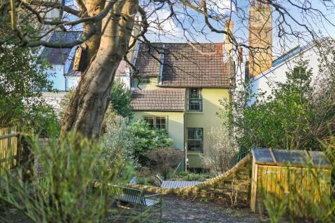 13 HIGH WICKHAM - HASTINGS - TN355PB - LIFESTYLE P