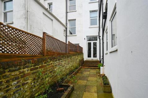 38 BRAYBROOK ROAD - TN341TA - PHOTOS (2).jpg