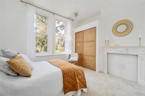 FFF 102 LONDON ROAD (10).jpg