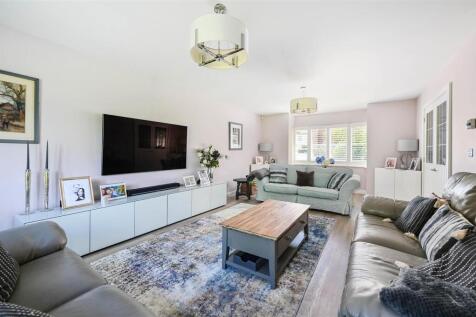 53 woodlands way tn34 (10).jpg