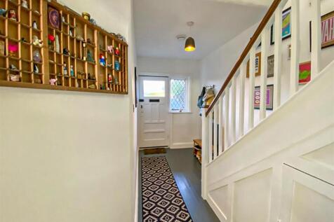 HallStairs-B_Alto.jpg