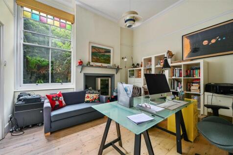 87 LOWER PARK ROAD - TN342LE (24).jpg