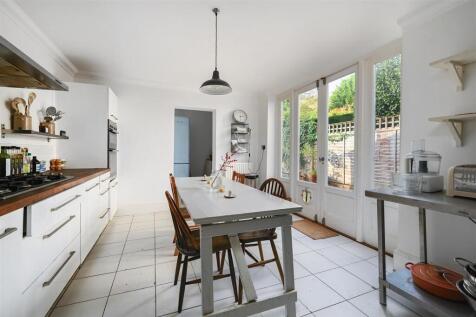 34 LOWER PARK ROAD - TN342LA - PHOTOs (23).jpg