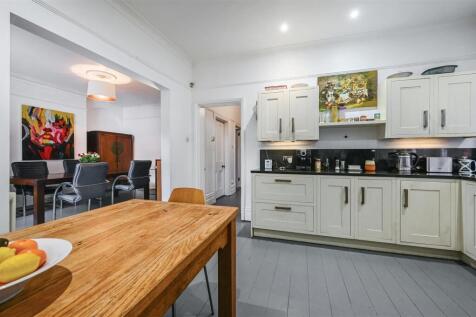 66 LOWER PARK ROAD (9).jpg