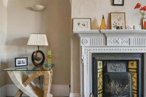 66 LOWER PARK ROAD (2).jpg