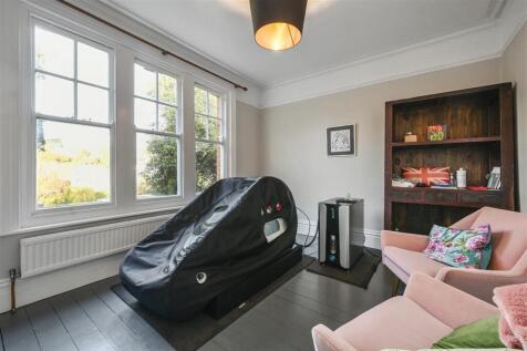 66 LOWER PARK ROAD (3).jpg