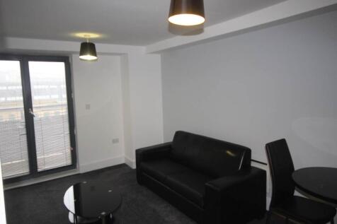 513 Woolston (Living