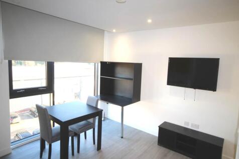 Living Room (2)