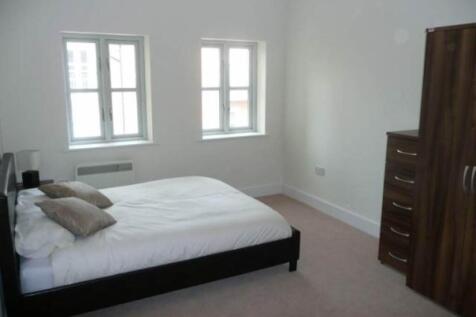 Web-Master Bedroom