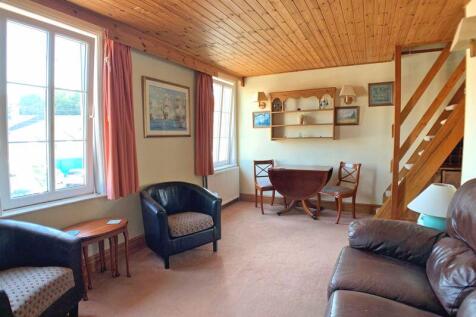 First Floor Sitting Room 2