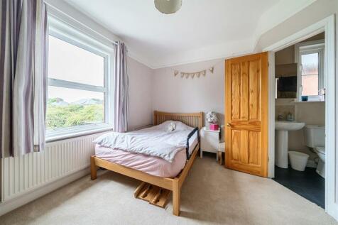Bedroom.jpg