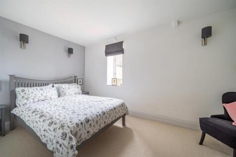 Bedroom.jpg