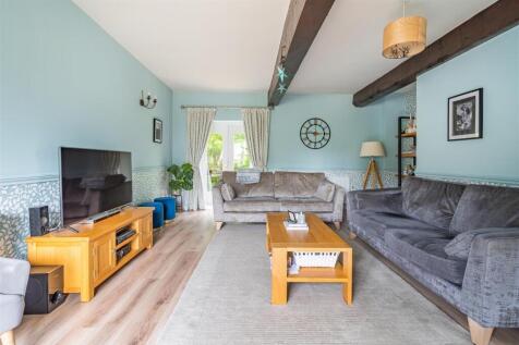 Sitting room.jpg