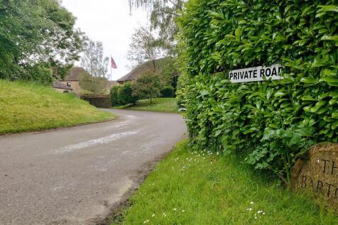 Entrance drive.jpg