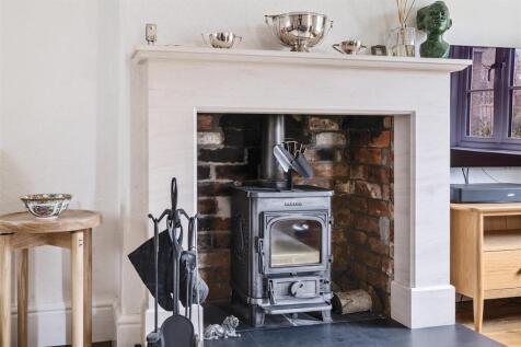 Fireplace.jpg